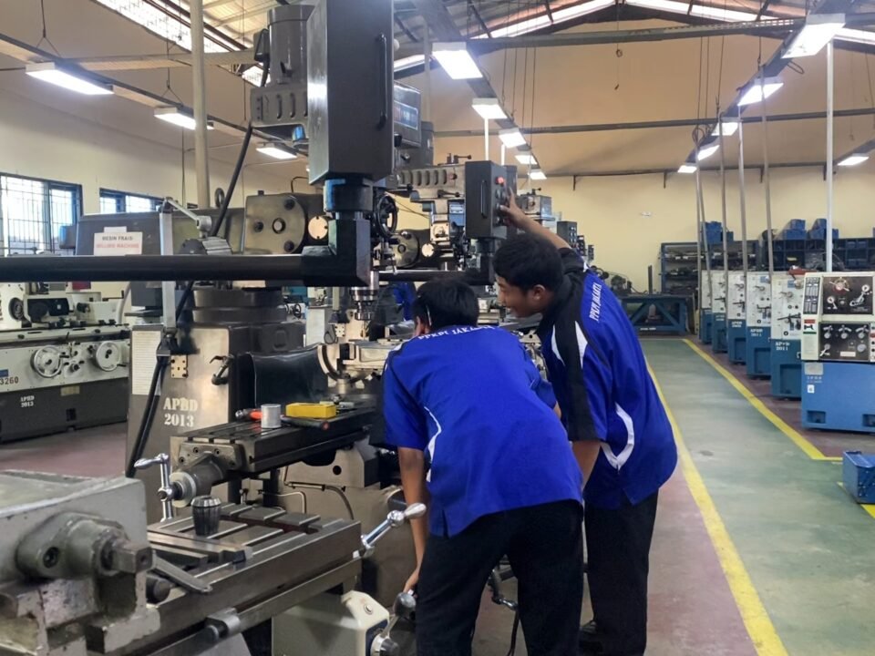 PELATIHAN TEKNOLOGI MEKANIK DI PPKPI