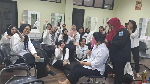 Make Up Artist | Pelatihan Gratis Make Up Artist di PPKPI Jakarta