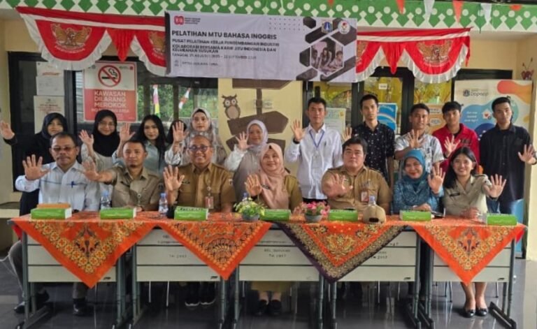 Warga Kelurahan Susukan Mengikuti Pelatihan MTU Bahasa Inggris Kolaborasi bersama Karir Jitu Indonesia