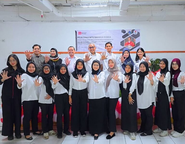 Warga Kelurahan Pinang Ranti Mengikuti Pelatihan MTU Bahasa Korea Kolaborasi bersama Karir Jitu Indonesia
